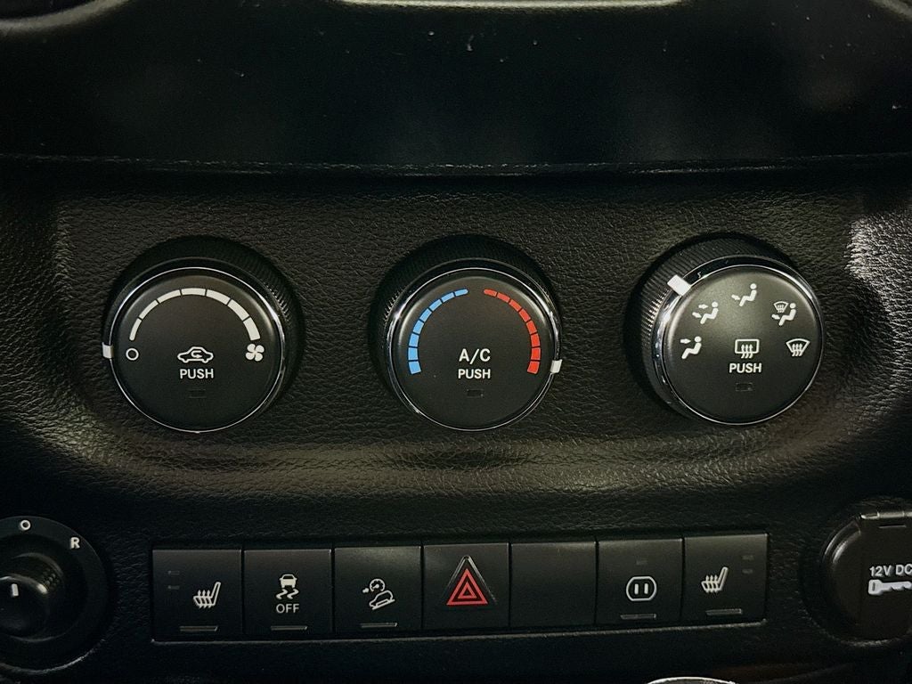 2012 Jeep Wrangler Unlimited Sahara