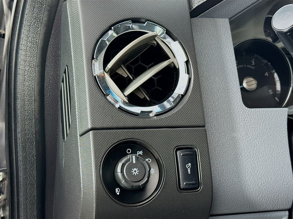 2016 Ford Super Duty F-350 SRW Platinum