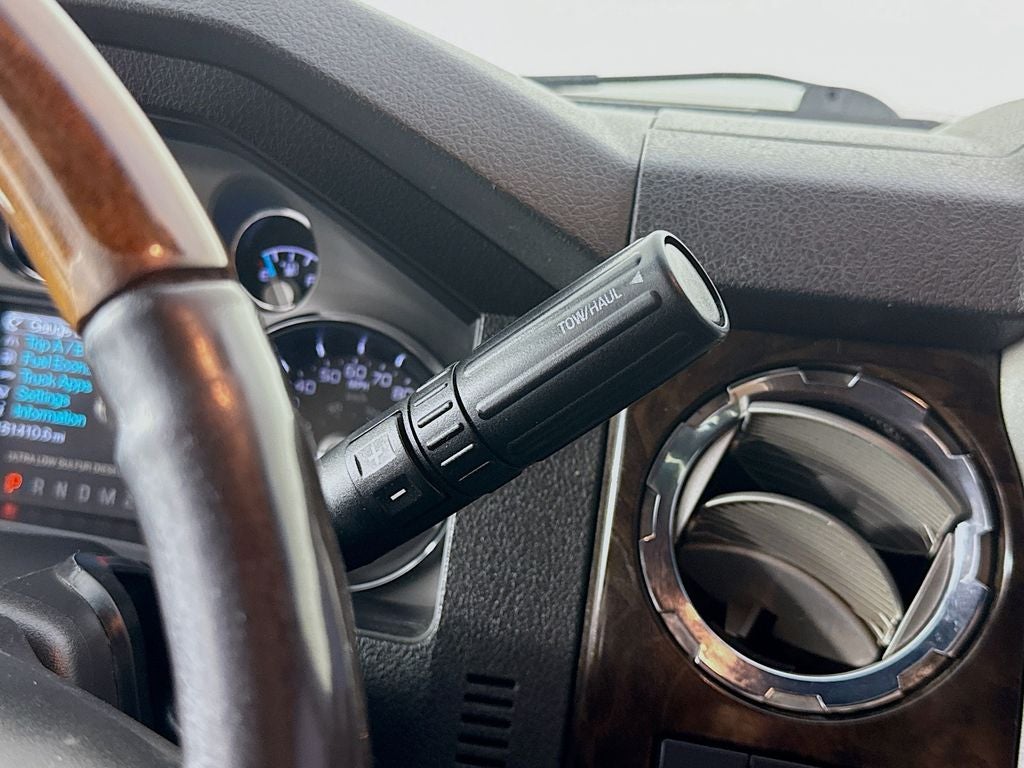 2016 Ford Super Duty F-350 SRW Platinum