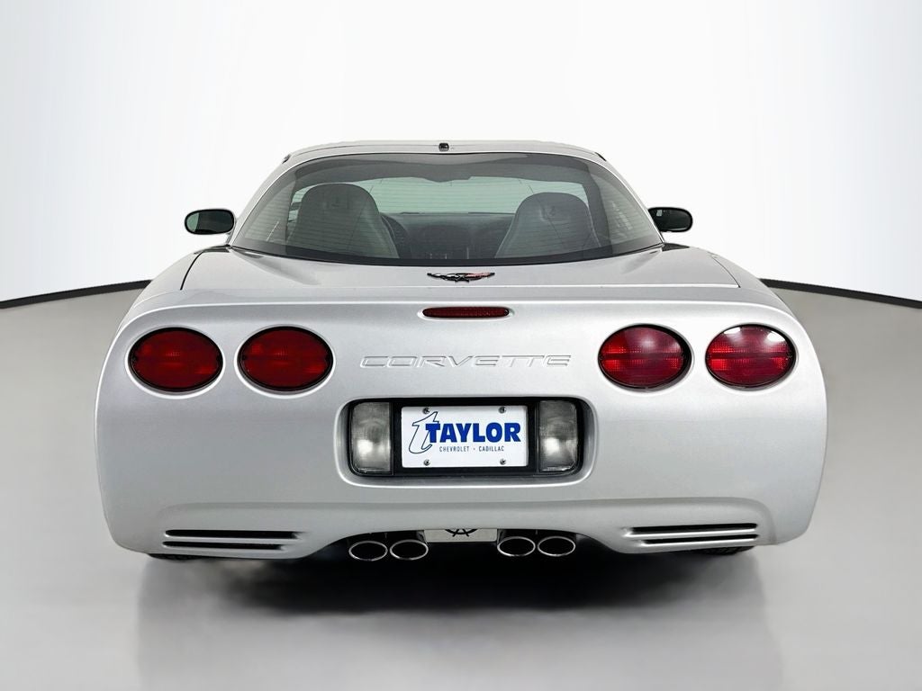 2002 Chevrolet Corvette Base