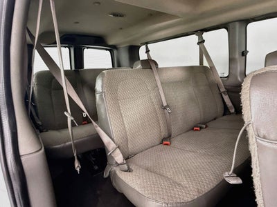 2023 Chevrolet Express Passenger 3500 1LS