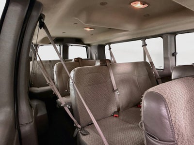 2024 Chevrolet Express Passenger 3500 1LT