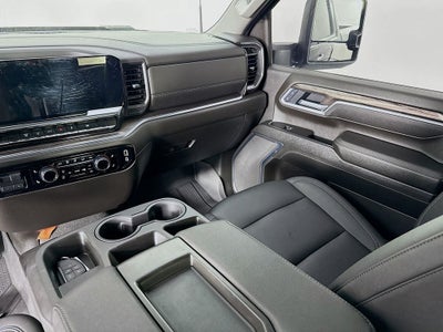 2025 Chevrolet Silverado 3500 HD LTZ