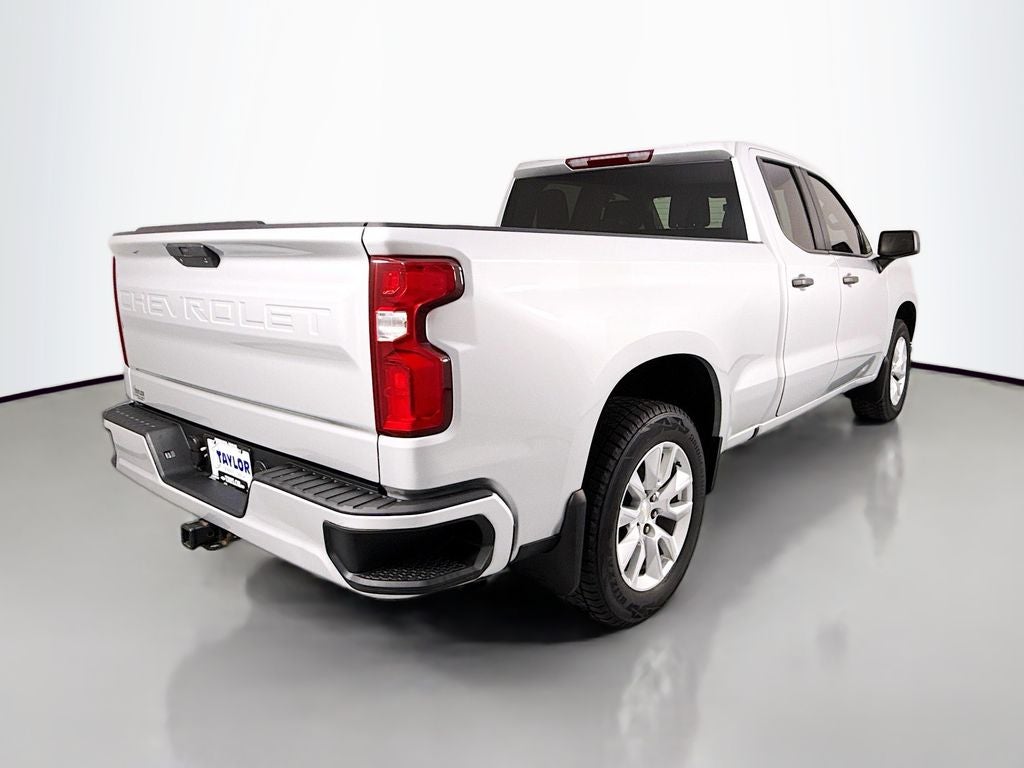 2022 Chevrolet Silverado 1500 LTD Custom