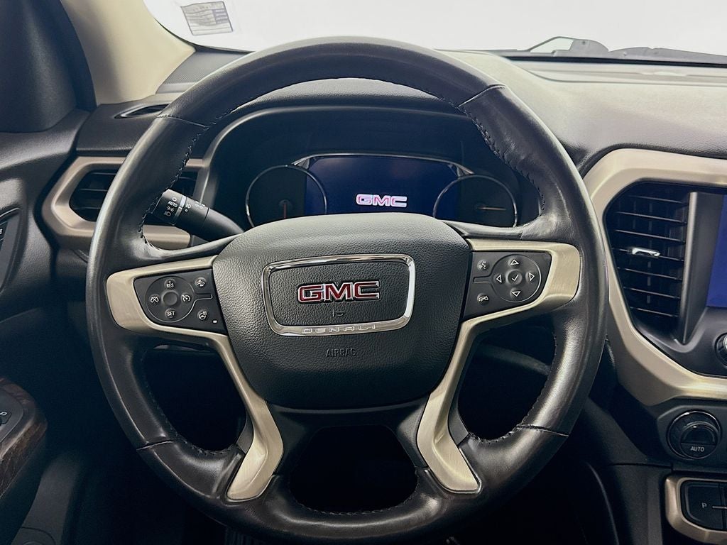 2022 GMC Acadia Denali