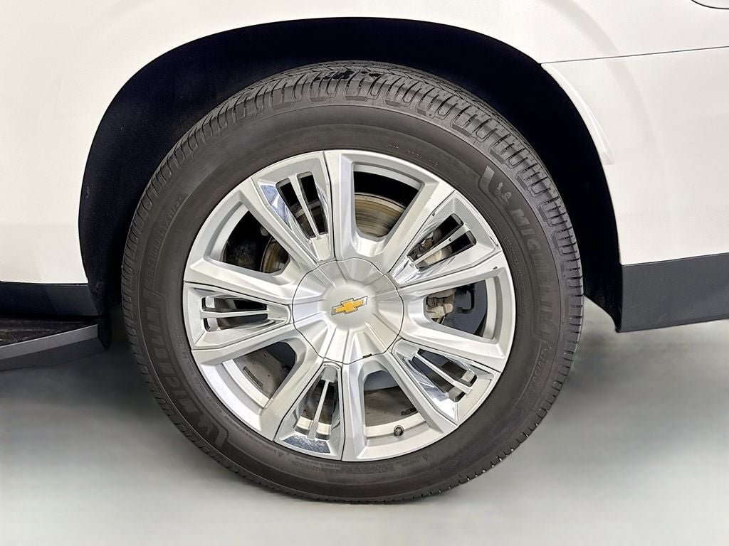 2022 Chevrolet Suburban High Country