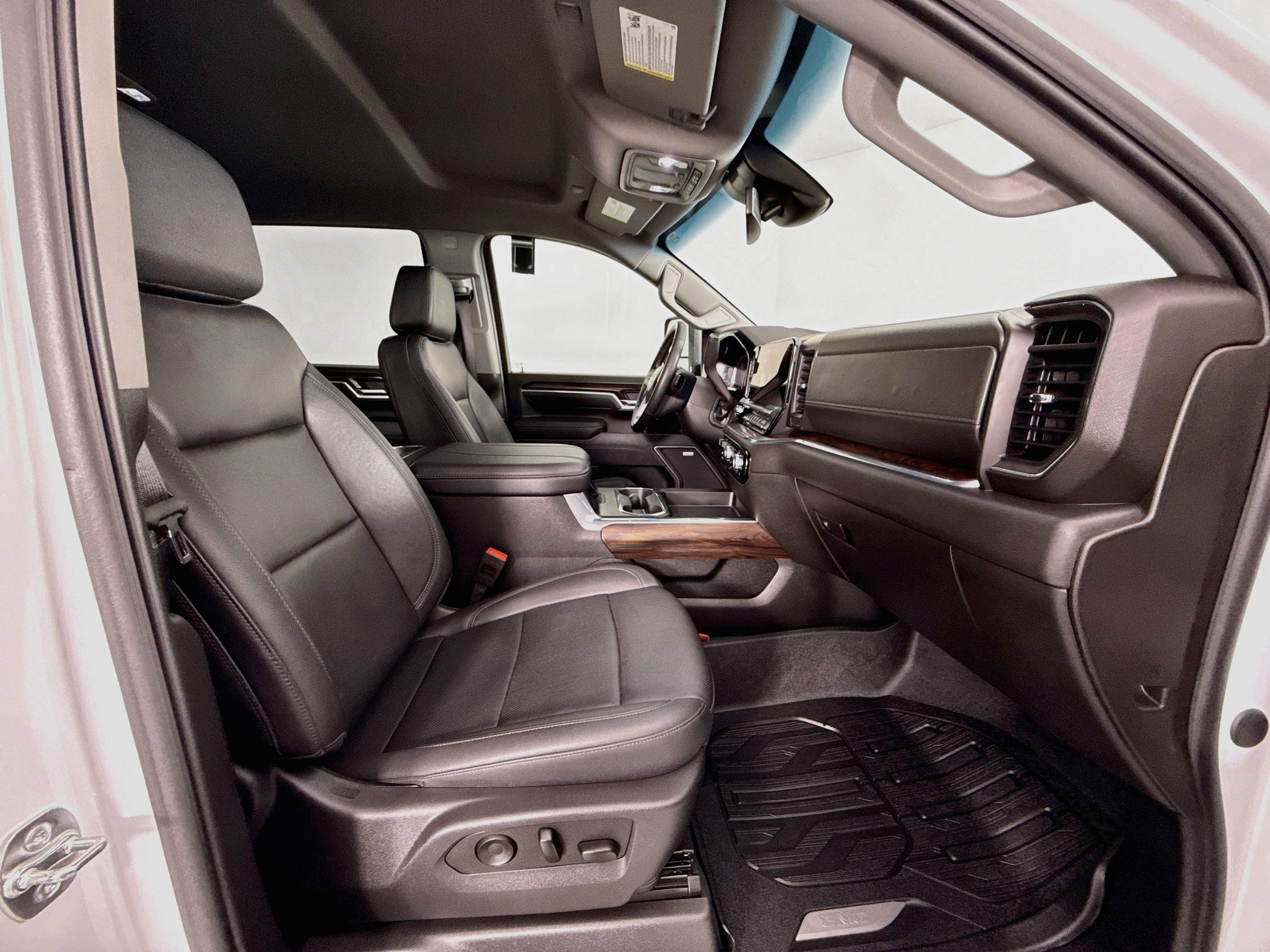 2025 GMC Sierra 3500 HD SLT