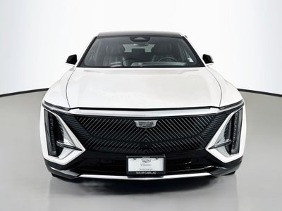 2024 Cadillac LYRIQ Luxury 2