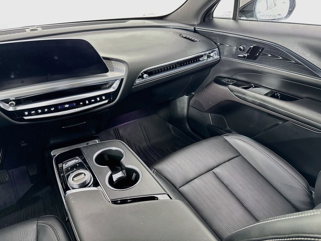 2024 Cadillac LYRIQ Sport 1