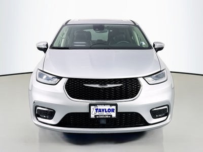 2023 Chrysler Pacifica Hybrid Limited