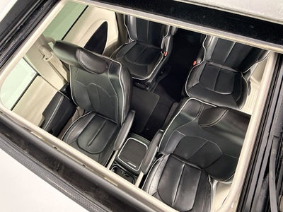 2023 Chrysler Pacifica Hybrid Limited