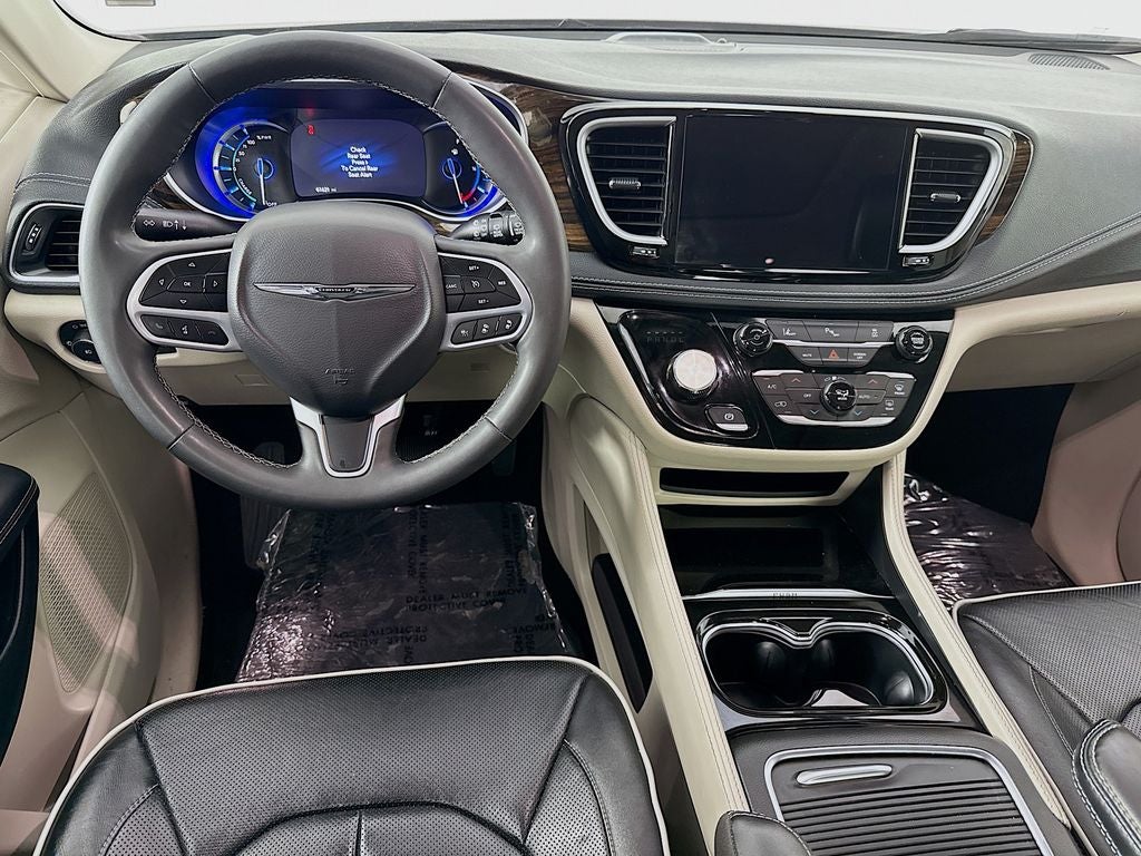 2023 Chrysler Pacifica Hybrid Limited