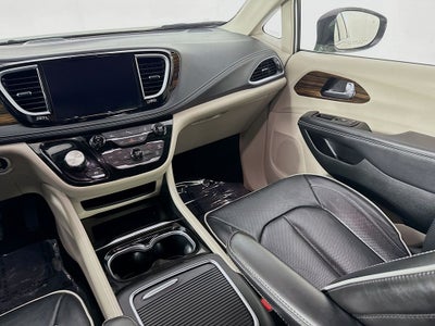 2023 Chrysler Pacifica Hybrid Limited