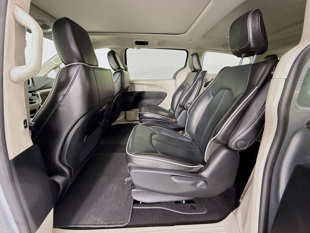 2023 Chrysler Pacifica Hybrid Limited