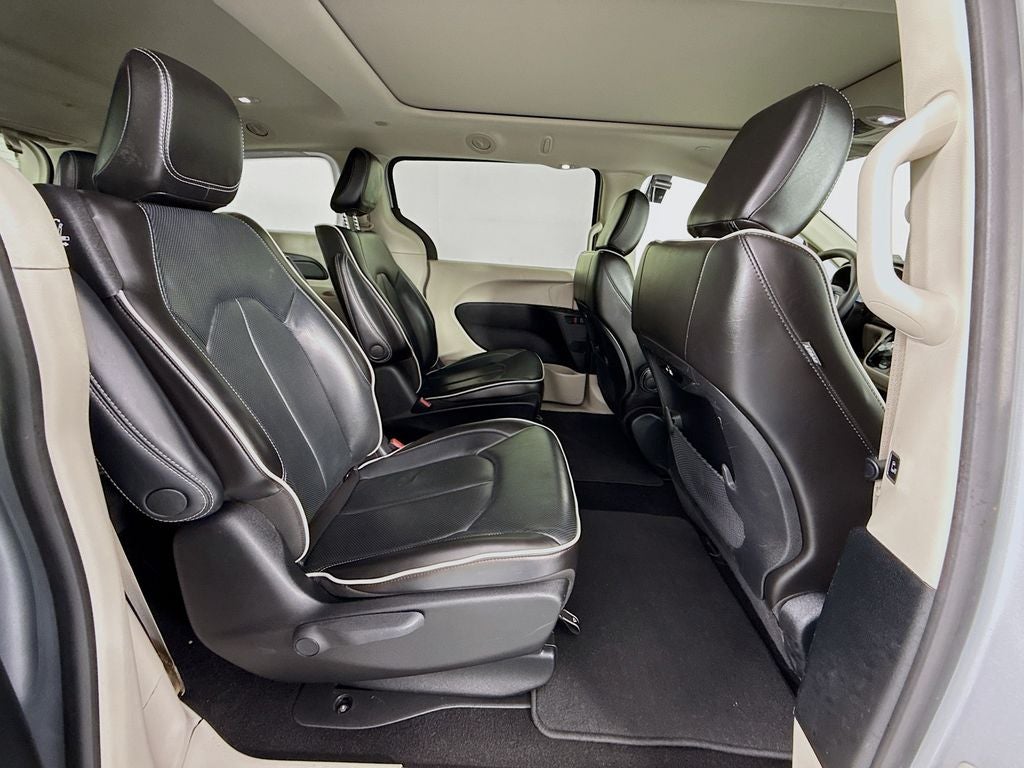 2023 Chrysler Pacifica Hybrid Limited