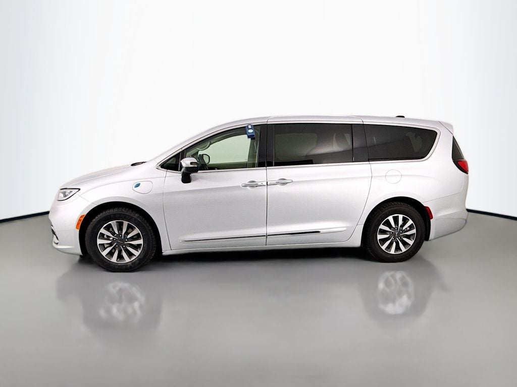 2023 Chrysler Pacifica Hybrid Limited