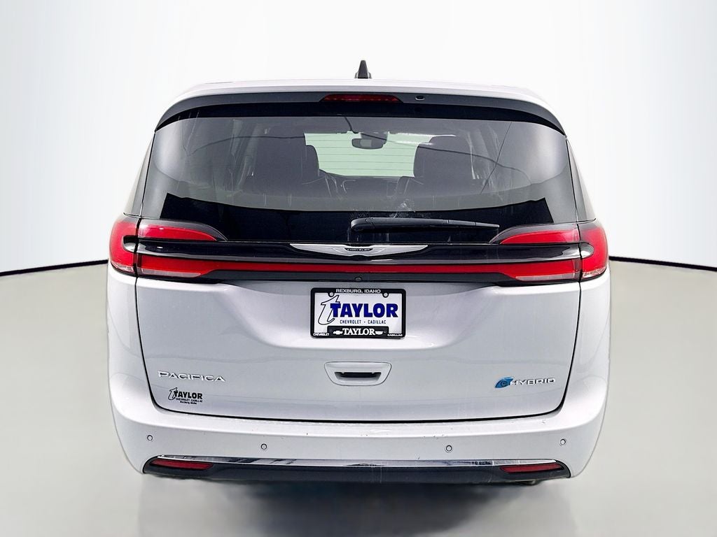 2023 Chrysler Pacifica Hybrid Limited