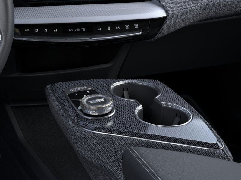 2025 Cadillac OPTIQ Luxury 2