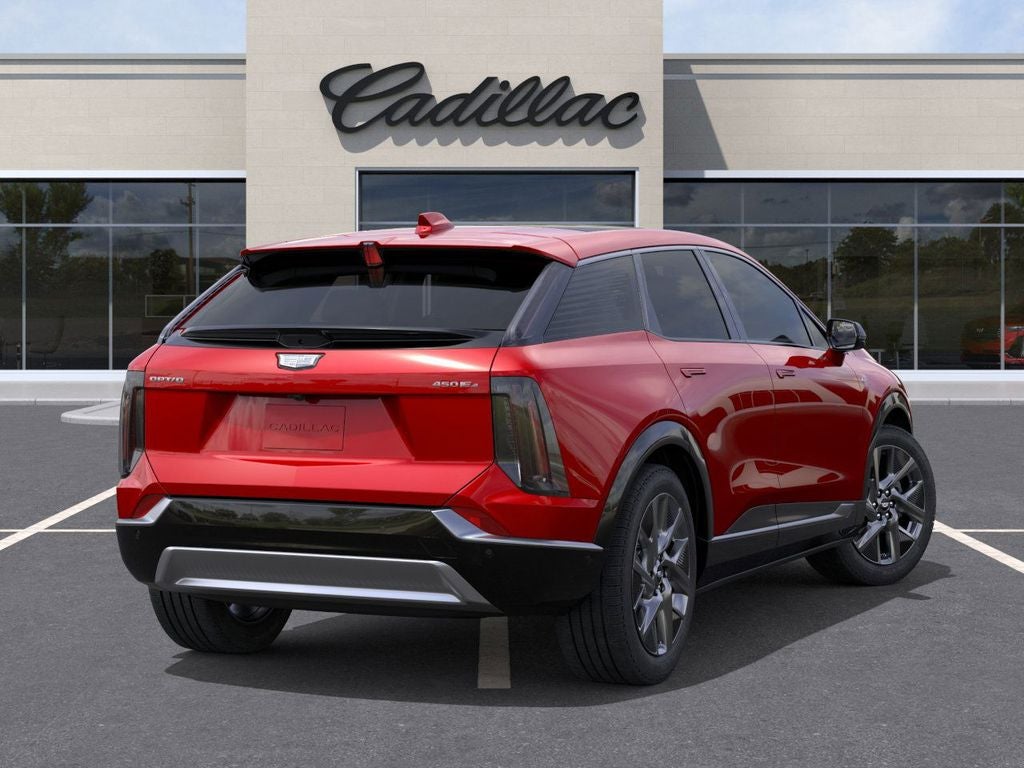2025 Cadillac OPTIQ Luxury 2