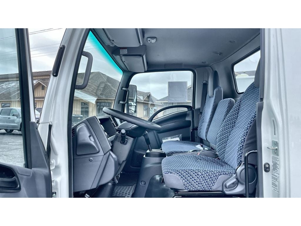 2024 Chevrolet Low Cab Forward 4500 HG MEDIUM ASH GRAY