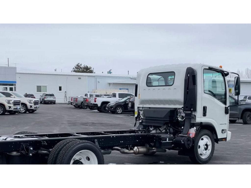 2024 Chevrolet Low Cab Forward 4500 HG MEDIUM ASH GRAY