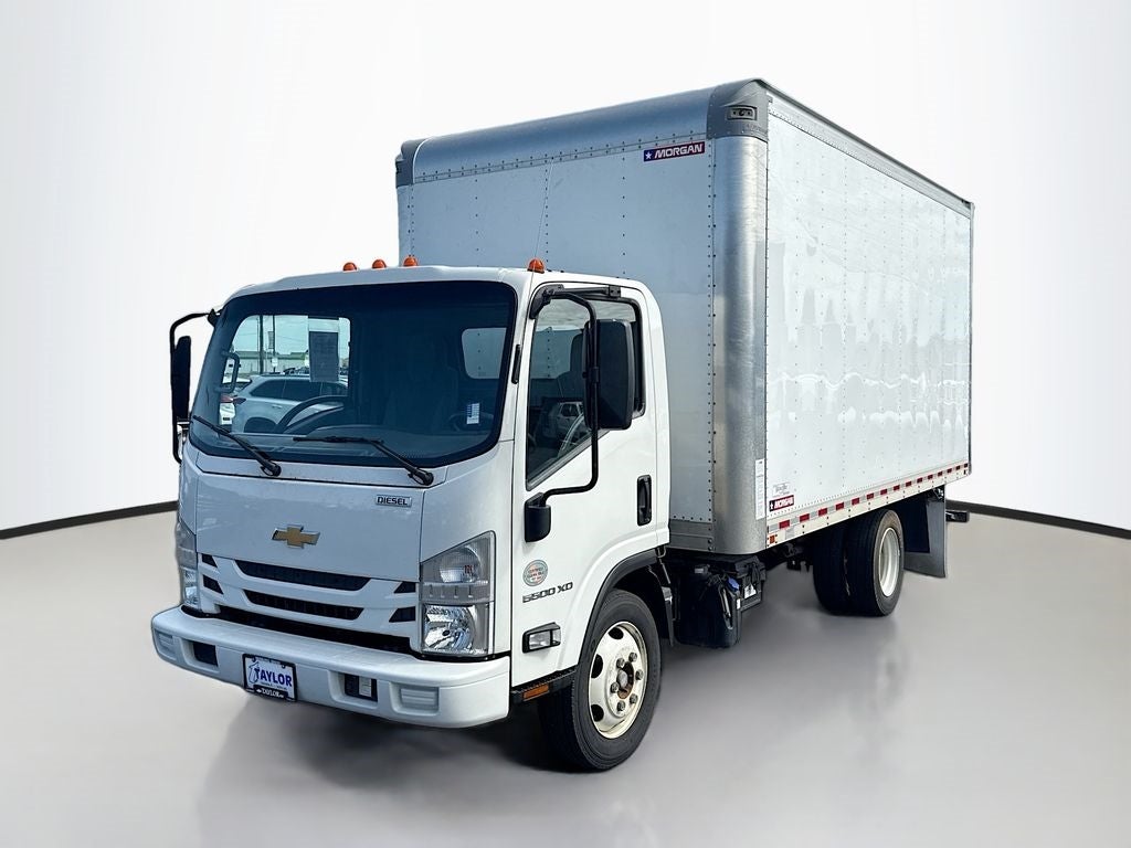 2020 Chevrolet Low Cab Forward 5500 XD Base