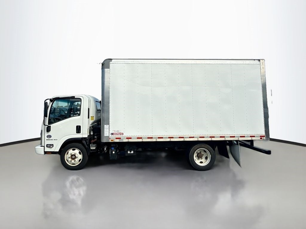 2020 Chevrolet Low Cab Forward 5500 XD Base